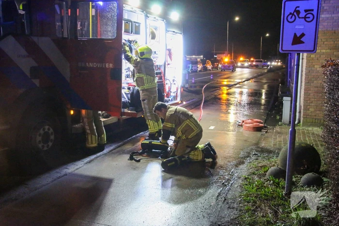 Brand in schuur snel onder controle