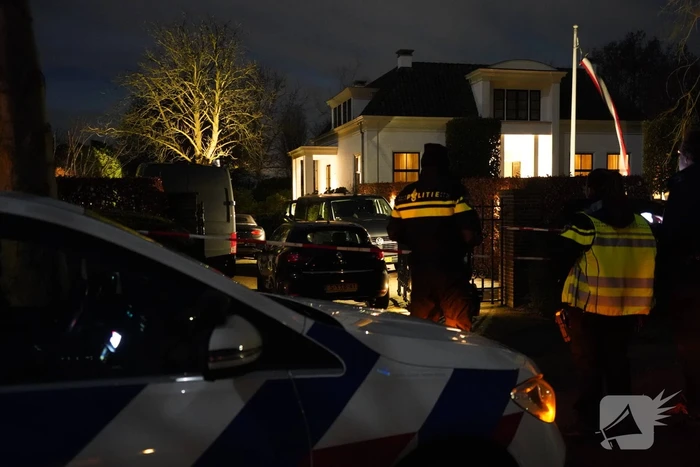 Overleden persoon aangetroffen in villa