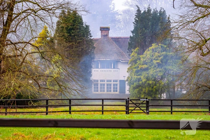 Schuur tot de grond toe afgebrand