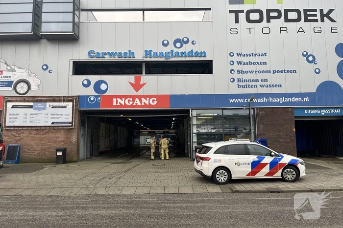Grondstoffen voor de drugsproductie aangetroffen in bedrijfspand