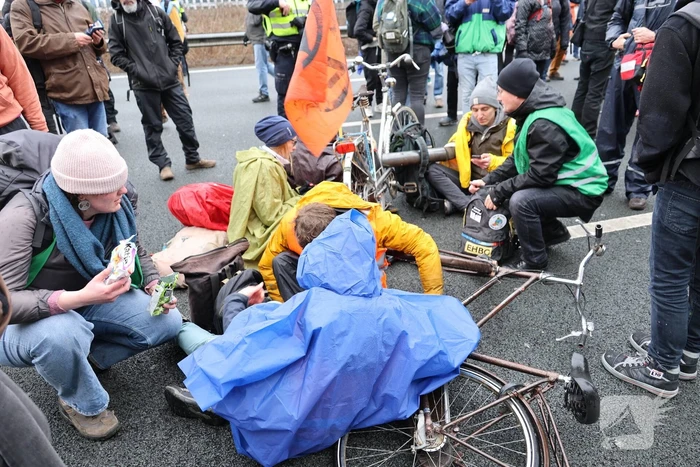 Meer dan 300 aanhoudingen bij demonstratie
