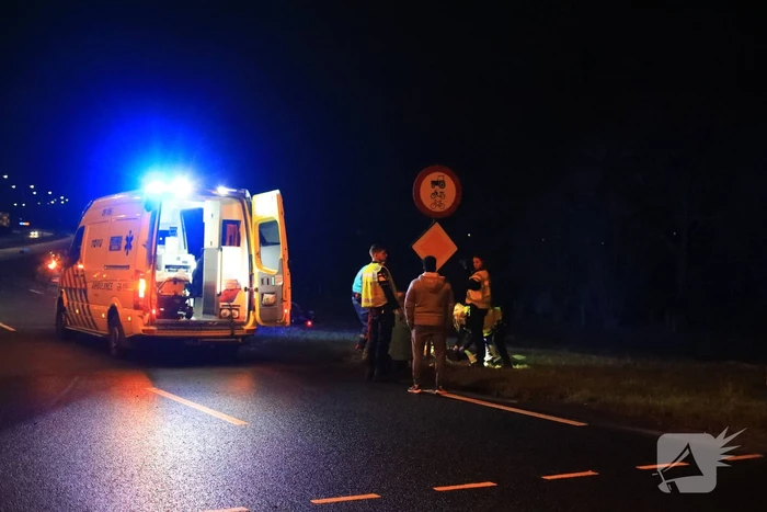 Zwaargewonde bij aanrijding tussen auto en fietser