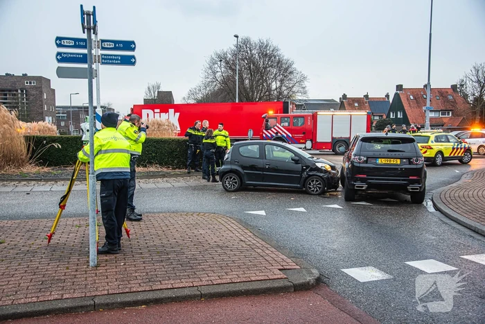 ongeval laning hoogvliet rotterdam