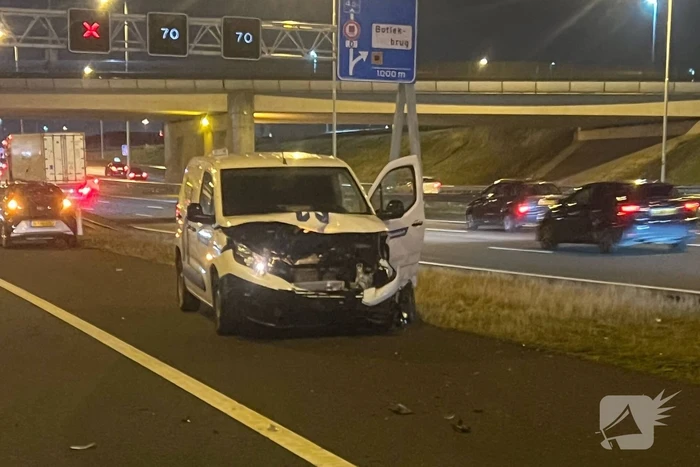 Meerdere voertuigen betrokken bij ongeval op snelweg