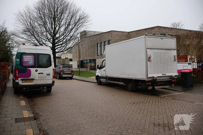 Wietplantage aangetroffen naast politiebureau