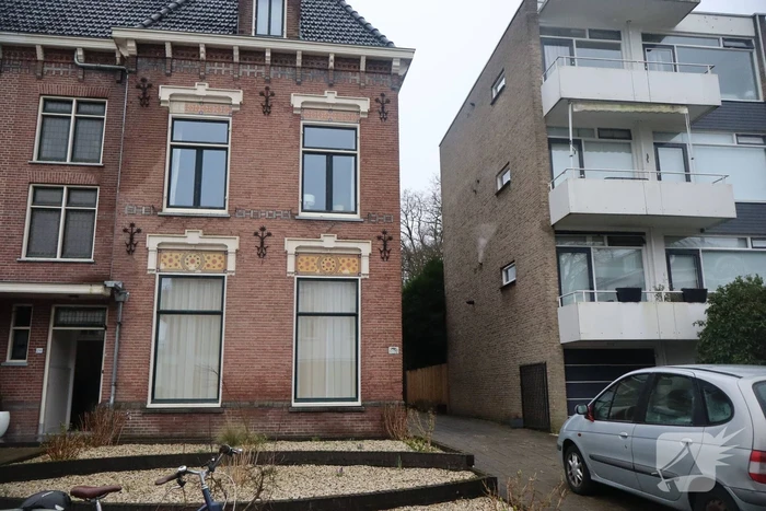 Wietplantage aangetroffen naast politiebureau