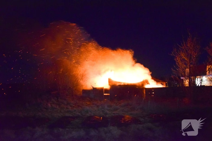 Brand verwoest tuinhuis op woonwagenkamp