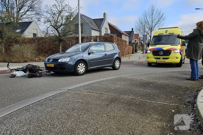 Automobilist en fietser in botsing op rotonde