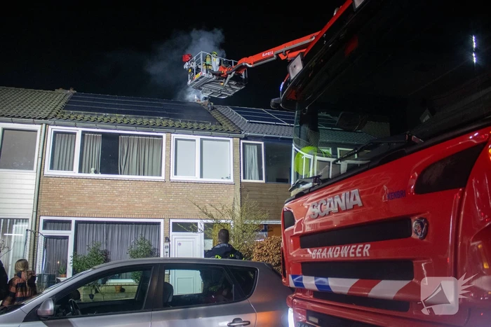 Flinke rookontwikkeling door schoorsteenbrand