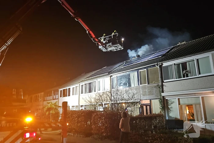 Flinke rookontwikkeling door schoorsteenbrand