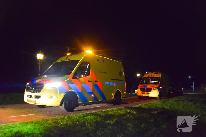 Hulpdiensten massaal ingezet nadat alcoholist muts en bier achterlaat naast water