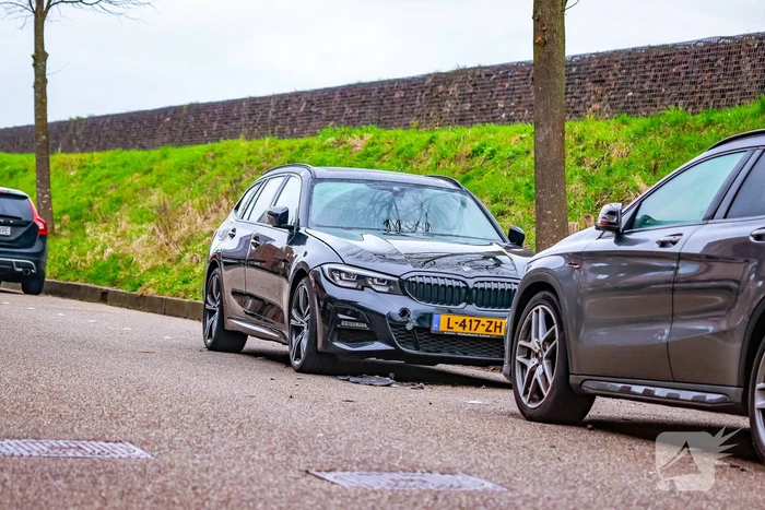 Explosie bij geparkeerde BMW-auto in Nieuwland
