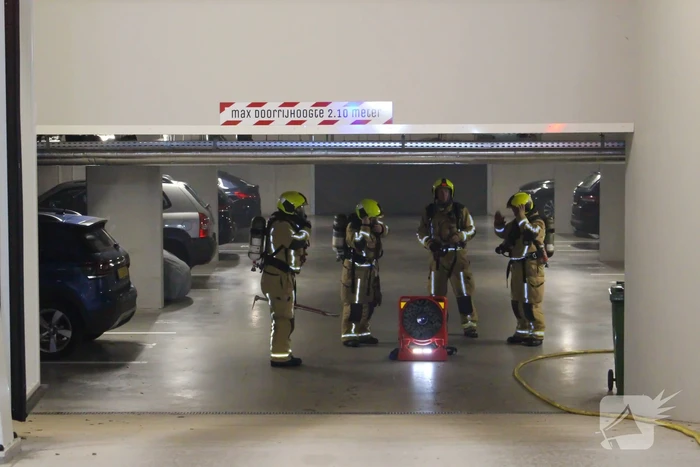 Rookontwikkeling in garage van flat