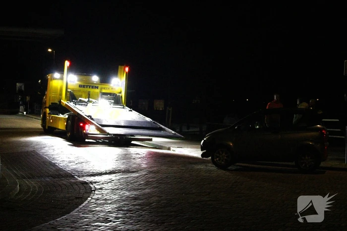 Automobilist rijdt door na botsing met brommobiel