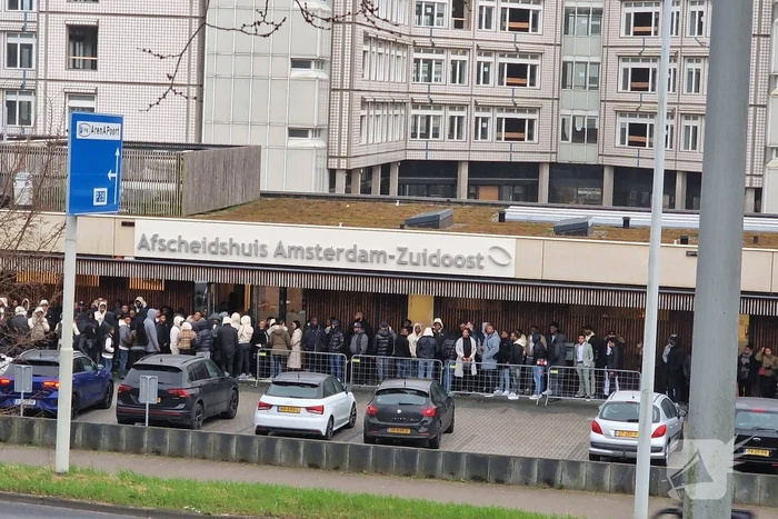 Afscheidsdienst rapper Bigidagoe druk bezocht