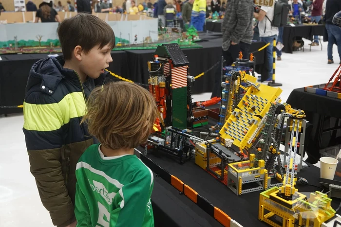 Sporthal walhalla voor liefhebbers van Lego