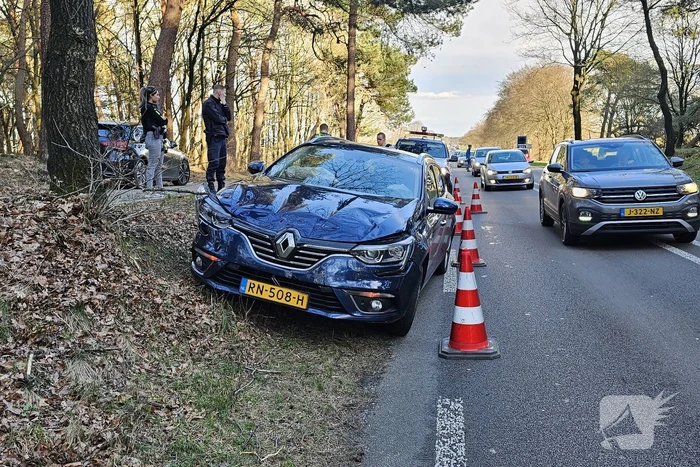 Schade na kop-staartbotsing