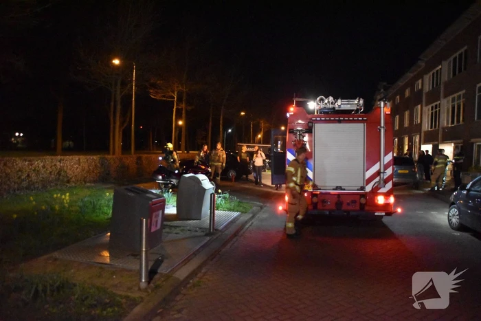 Motor vat vlam tijdens parkeren