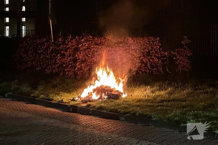 Brandweer ingezet voor twee buitenbranden