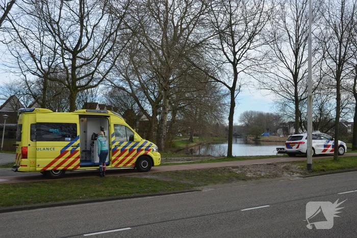 Persoon gecontroleerd na te water raken
