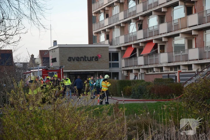Zeer grote brand in zorgcomplex, mensen en dieren geëvacueerd door brandweer