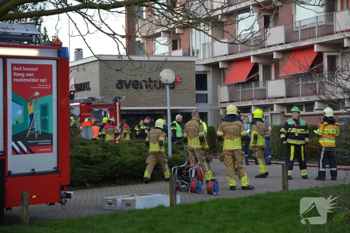 Zeer grote brand in zorgcomplex, mensen en dieren geëvacueerd door brandweer