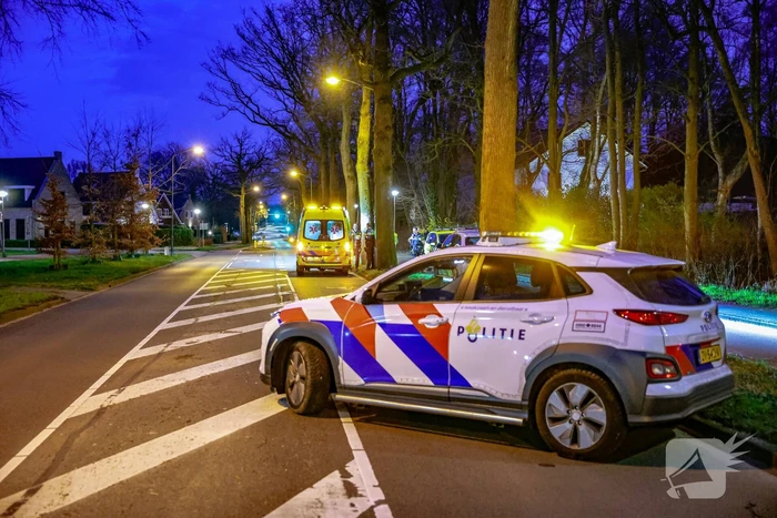 Man gewond op fietspad