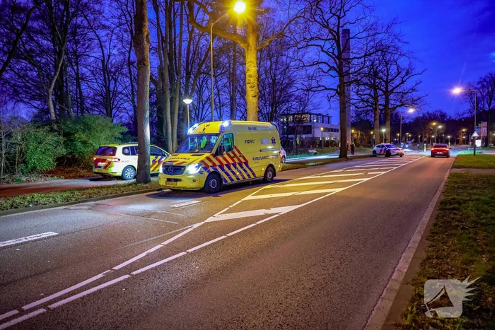 Man gewond op fietspad