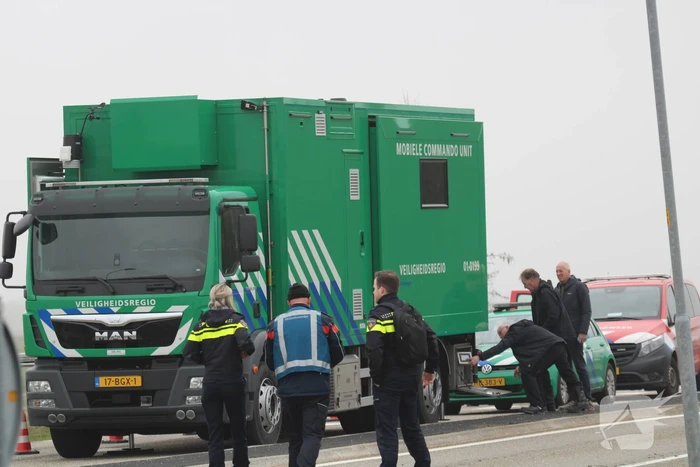 Hulpdiensten groots ingezet na aantreffen verdacht pakket