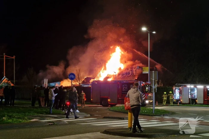 Zeer grote brand in leegstaande schuur
