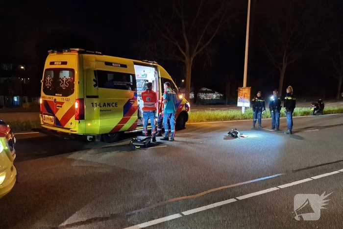 Scooterrijder gewond bij verkeersongeval