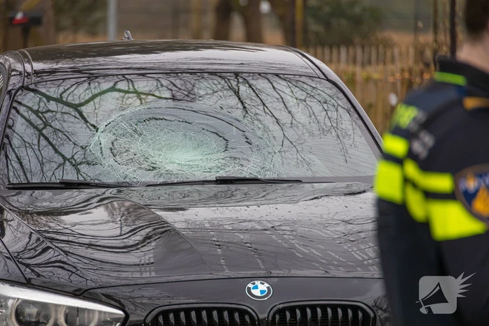 Persoon op fatbike aangereden door automobilist