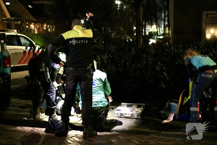 Veel hulpdiensten bij steekpartij
