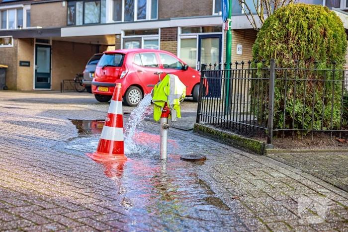 Huishoudens zonder water door waterlek