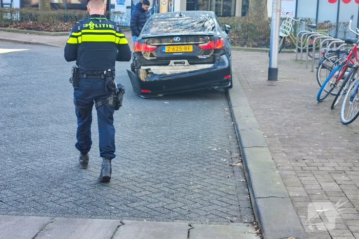 Meerdere voertuigen beschadigd bij aanrijding