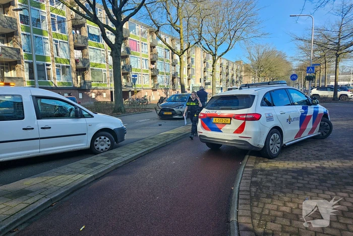 Meerdere voertuigen beschadigd bij aanrijding