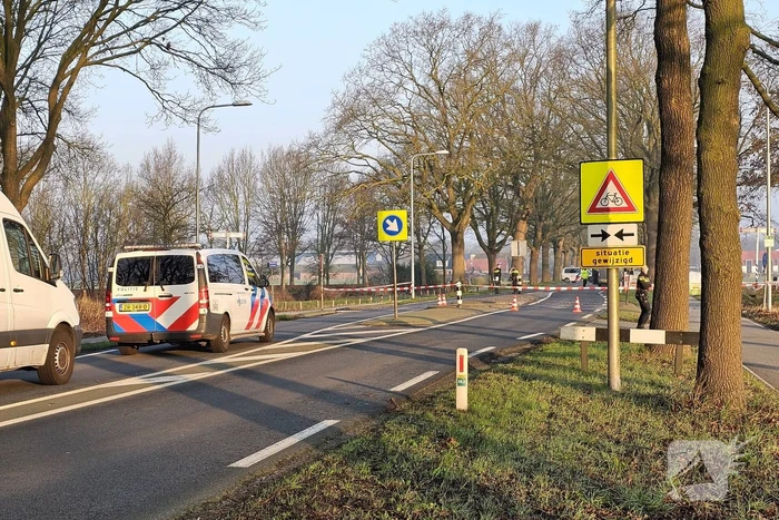 Fietser overleden bij aanrijding met bestelbus