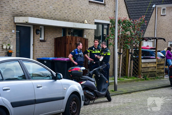 Gewonden en aanhouding bij steekpartij in woning