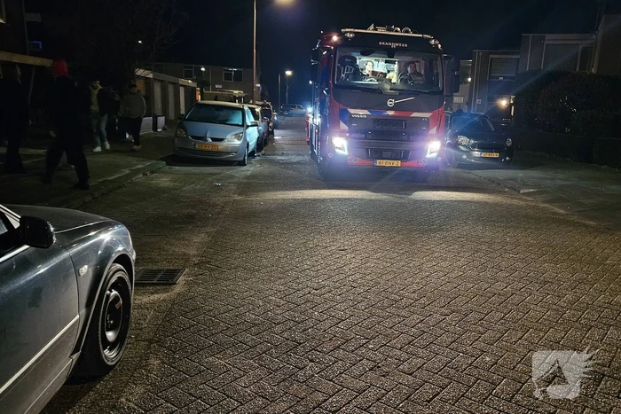Onderzoek naar brandstichting onder auto