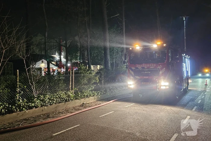 Brandweer dooft schoorsteenbrand