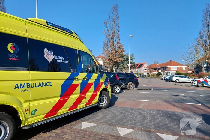 Auto's zwaar beschadigd door aanrijding