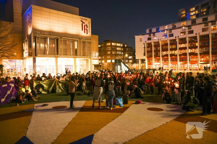Grote opkomst bij gemengde demonstratie