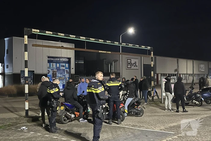 Grote scooter meeting gestopt door politie