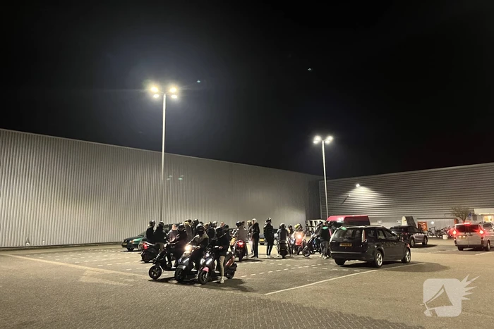 Grote scooter meeting gestopt door politie