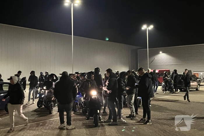 Grote scooter meeting gestopt door politie