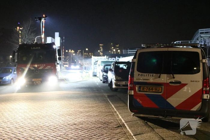 Voertuig volledig verwoest door brand