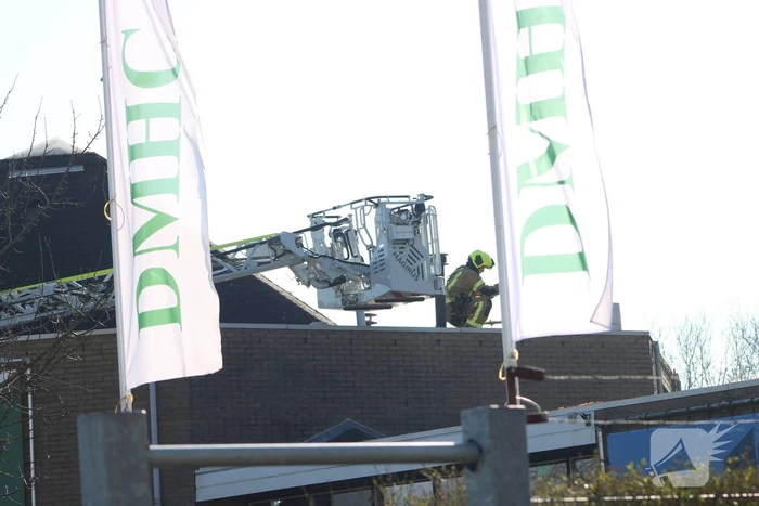 Brand in sporthal snel geblust