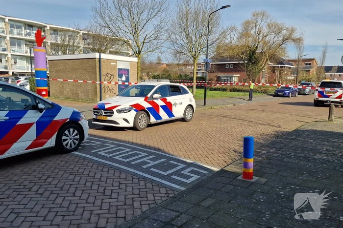 Politie lost schoten na gewapende overval