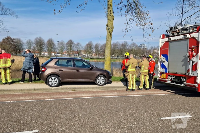 Politie lost schoten na gewapende overval