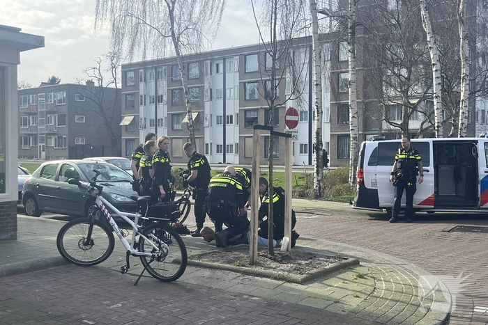 Aanhouding na mogelijke steekpartij
